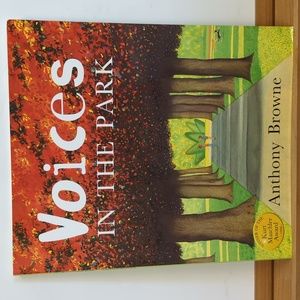 3/$20🌟 Voices in the Park by Anthony Browne Paperback Children's Picture Book